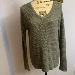 American Eagle Outfitters v neck pullover